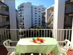 Apartamento en Roses, 2ª línea de playa, con terraza, WIFI y parking comunitario - ES-258-31
